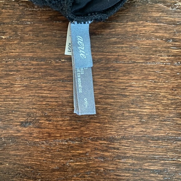 Aerie black bikini top - Picture 3 of 3